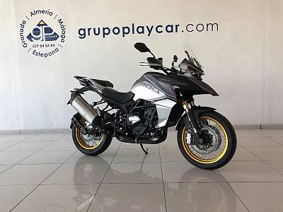 QJMOTOR SRT 800 X