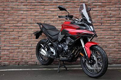 VOGE 500 DSX ROJO