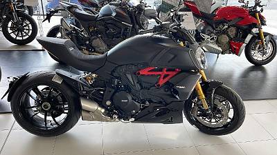 Ducati DIAVEL 1260 S B 22