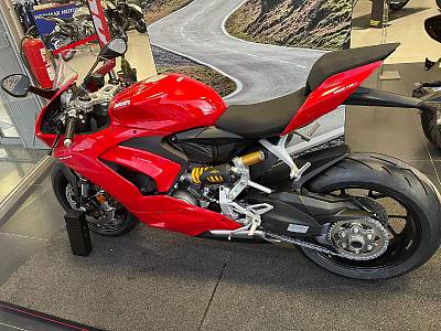 Ducati PANIGALE V2