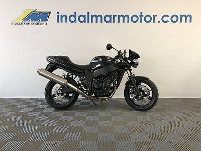 Triumph Speed four