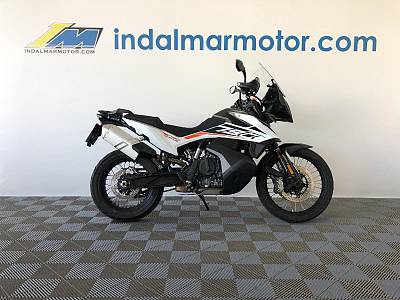 KTM 790 Adventure, white