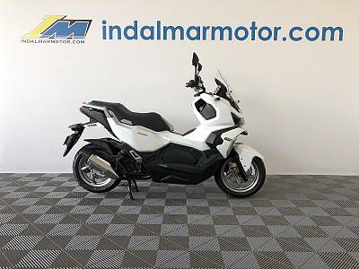 SYM ADX 125 ABS BLANCO