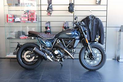 Ducati SCR 800 NIGHTSHIFT 24