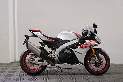 Aprilia RSV4 FACTORY