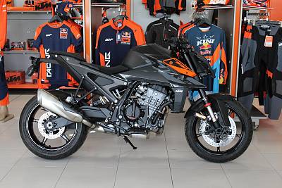 KTM 990 DUKE, black 2024