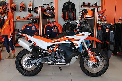 KTM 890 ADVENTURE R 2024