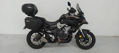 VOGE 500DS NEGRA