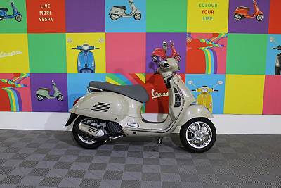Vespa GTS 125 HPE E5+