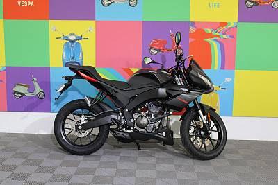 Aprilia TUONO 125 E5+