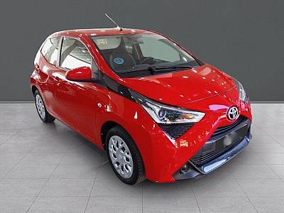 Toyota Aygo 1.0 70 x-play