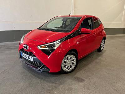 Toyota Aygo 1.0 70 x-play