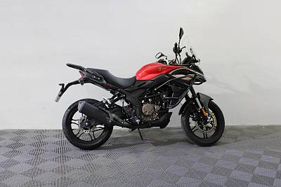 VOGE 300 DS
