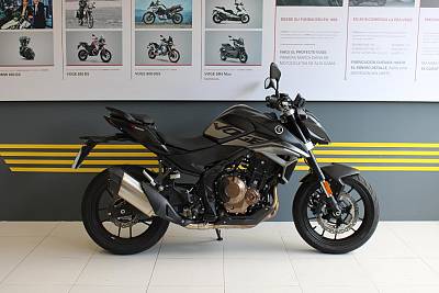 VOGE 625R.  NEGRO