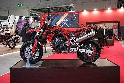 SWM Moto SM 125 RED SPECIAL MY25