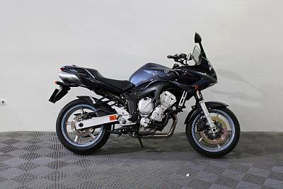 Yamaha FZ6