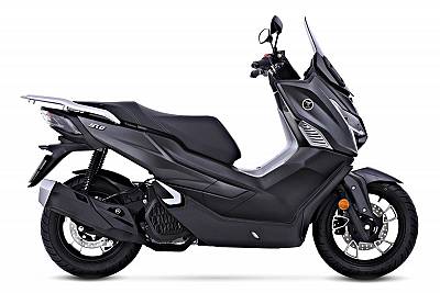 VOGE SR1 NEGRA