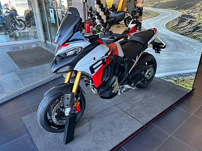 Ducati MULTISTRADA V4 RS