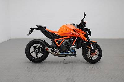 KTM 1390 SUPER DUKE R
