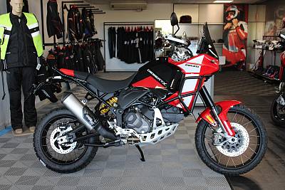 Ducati DESERT X DISCOVERY
