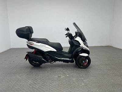 Piaggio MPE 400HPE