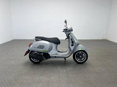 Vespa GTS 125