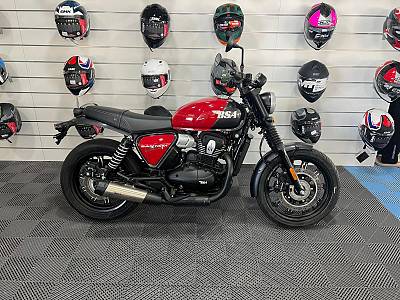 BSA BANTAM 350. RED/DARK GREY