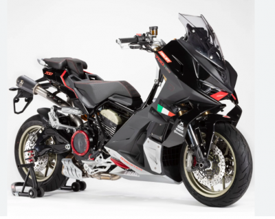 ItalJet DRAGSTER 700 GOLD/BLACK