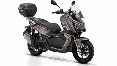QJMOTOR ATR 125. GRIS / DORADA