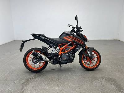 KTM Duke 125