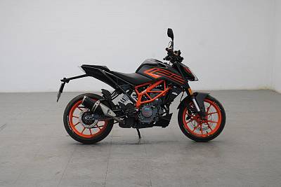 KTM Duke 125