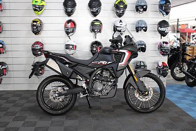 QJMOTOR SRT 300 DX