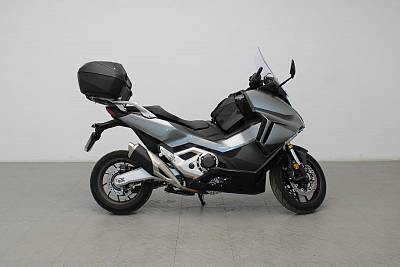 Honda Motos NSS 750